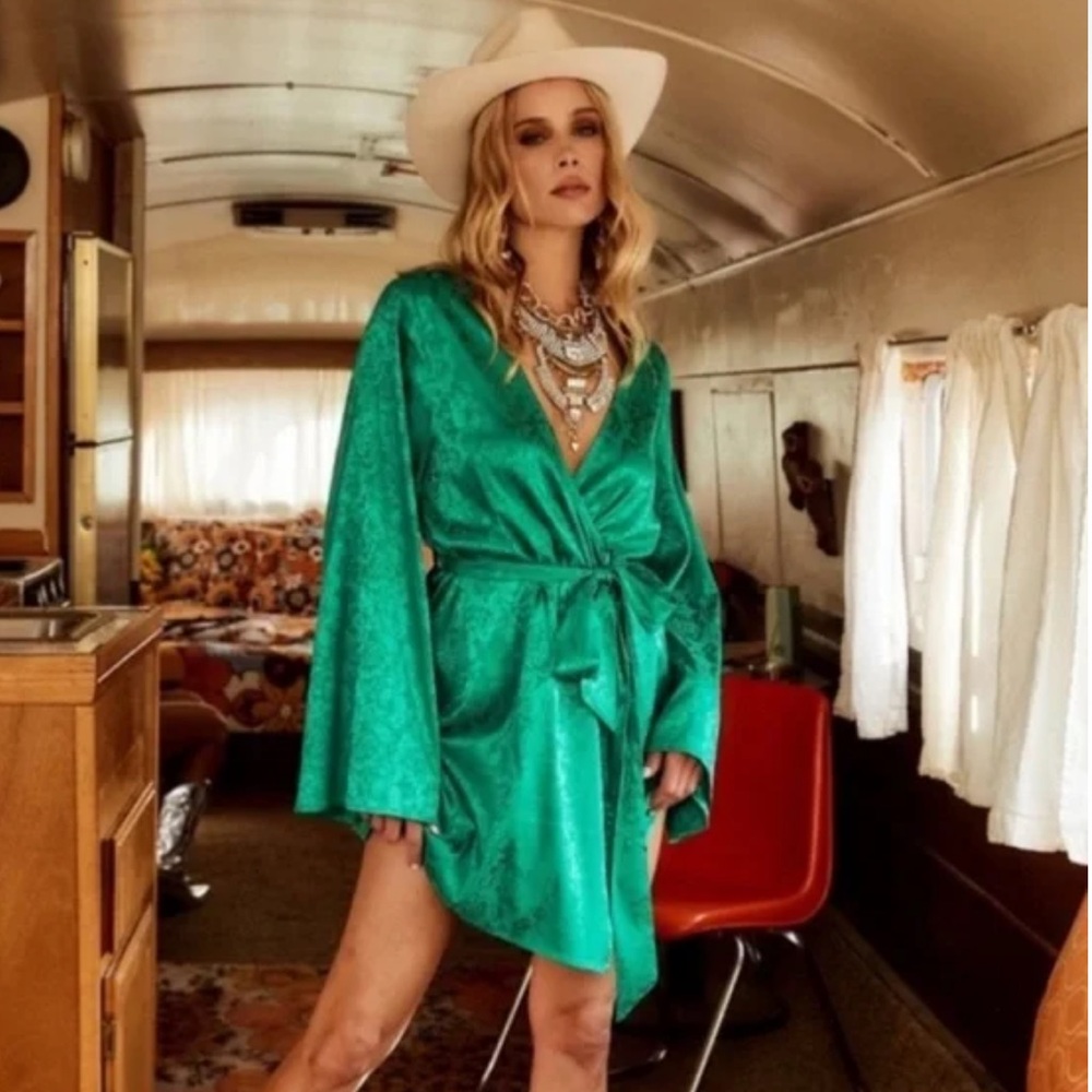 NWT 12th Tribe True Wrap Emerald Green Dress